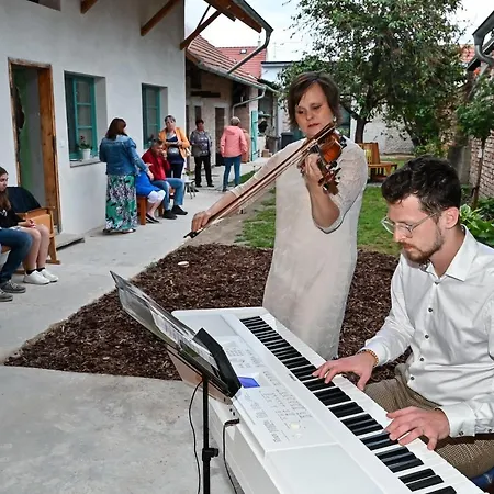 Mirabelka Homestay Rakvice