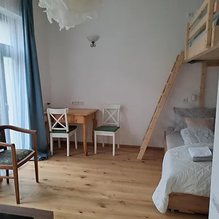 Homestay Mirabelka *